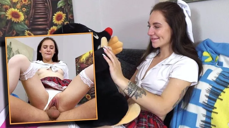 TeenFromBohemia – Emma Evans – He lost control when he saw her with a teddy and white lace