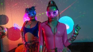 [Brazzers] Jewelz Blu, Aubree Valentine - The Big Bang