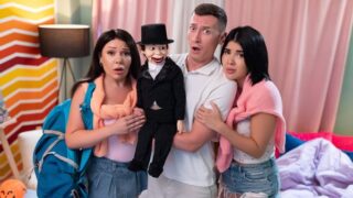 [FakeHostel] Lady Dee, Lola Bratz - The Haunted Dirty Dummy (Halloween)