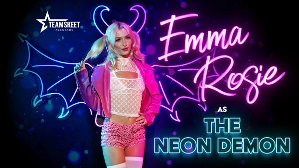 [TeamSkeetAllStars] December Spotlight – Emma Rosie, Your Tiny Neon Demon