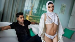 [HijabHookup] Laynee James – “Isn’t That Supposed to Be For Your Husband?” Her Secret American Boyfriend Popped Her Cherry