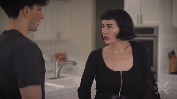 [MissaX] Olive Glass – Protecting Mom