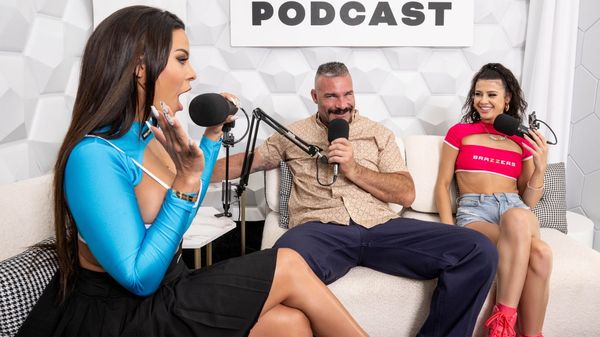 [Brazzers] Luna Star, Kylie Rocket – The Brazzers Podcast Episode 19